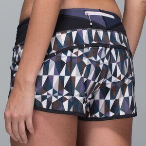 Lululemon Women's Speed Shorts, Stained Glass Neutral Blush Black, size 4 EUC